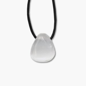 Anhänger Trommelstein gebohrt Selenit klein