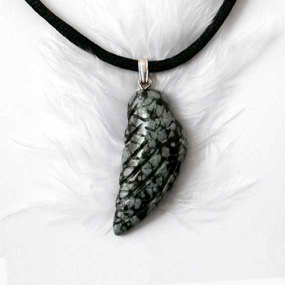 Bergkristall Engelsflügel Anhänger auf großer Karte – für Sternzeichen Löwe – Bild 5