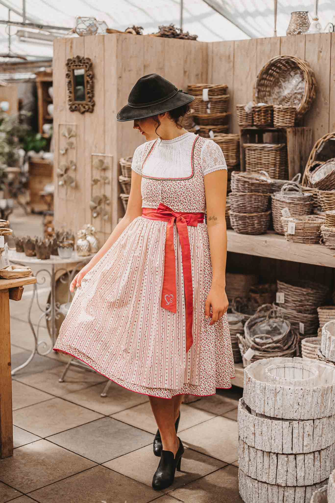 Dirndl “Röschen”