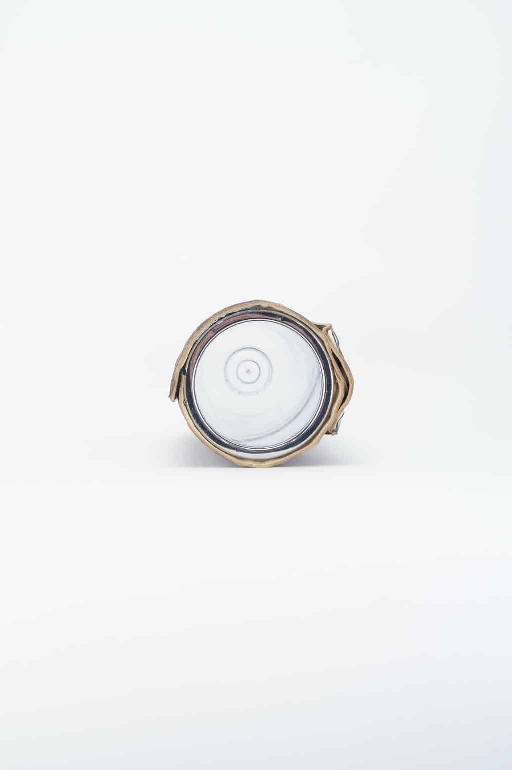 Weinkühler “Lederhose” weiß gestickt – Bild 4